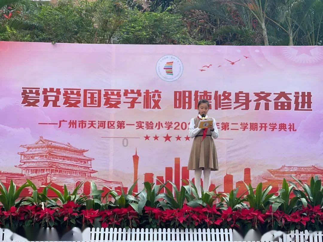 大学生没钱怎么交女朋友？